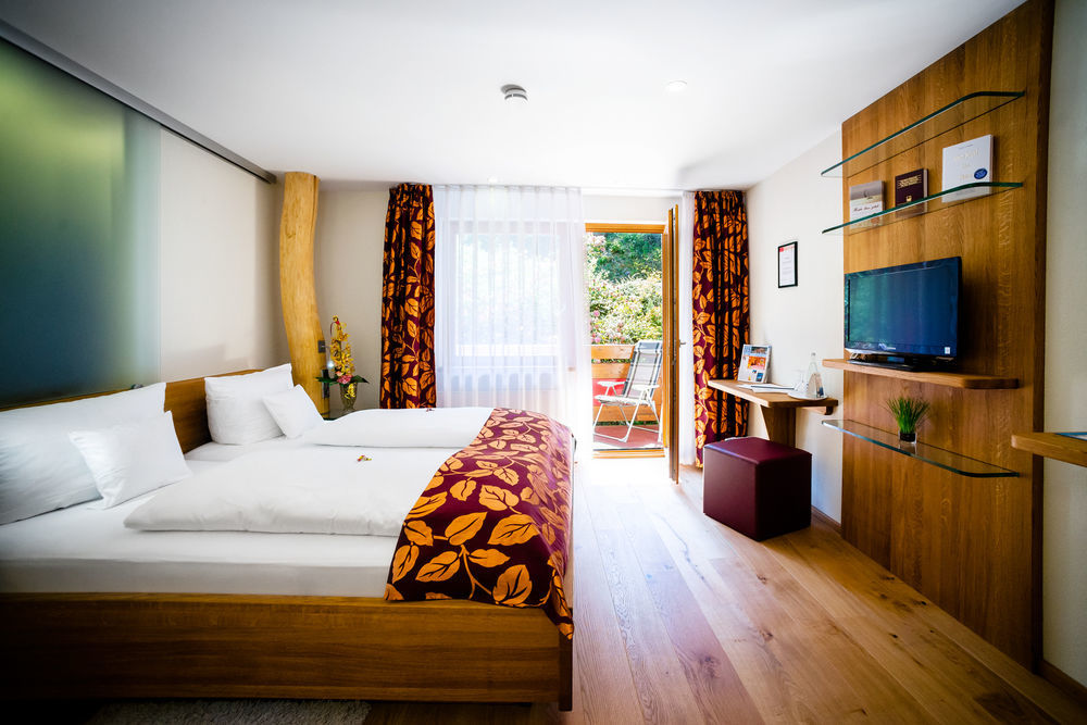 Holzschuhs Schwarzwaldhotel ไบเออร์สบรอนน์ ภายนอก รูปภาพ